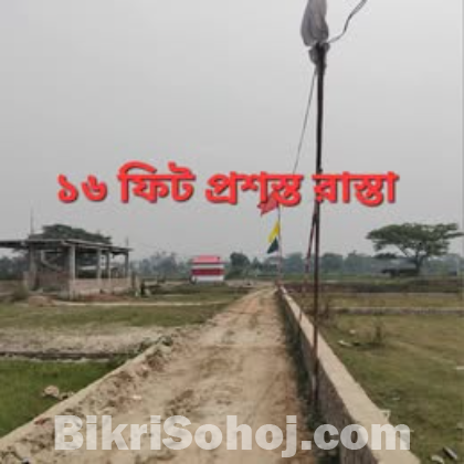 ১৬ ফিট প্রশস্ত রাস্তা নিয়ে ৪০একর জমি